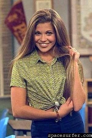 topanga lawrence sexy|Danielle Fishel Maxim Cover: Girl Meets World Star。